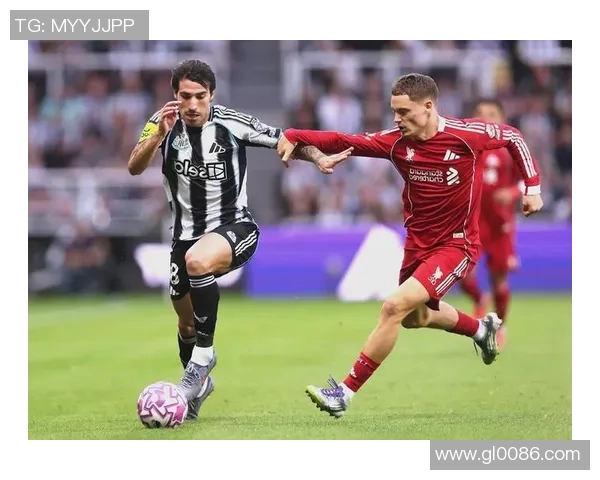 利兹联与巴伦西亚激情对决谁能在友谊赛中笑到最后