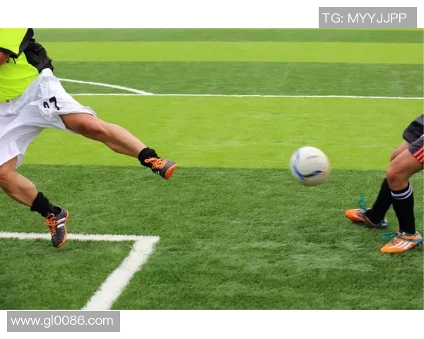 珀斯野猫与坎斯大班的激烈对决揭示澳洲足球的魅力与挑战